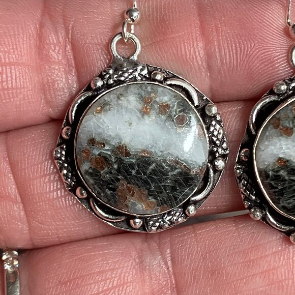 Eudialyte Earrings Stone Crystal Jewelry - Picture 4 of 8